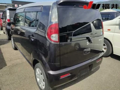 Suzuki MRWAGON