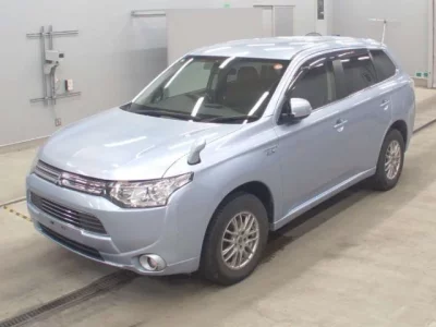 Mitsubishi OUTLANDER PHEV