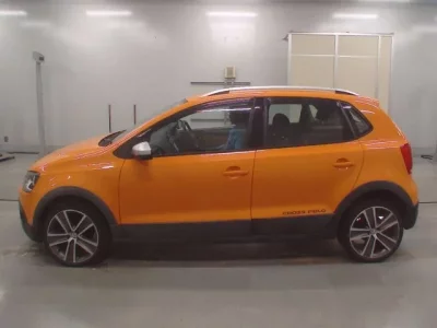 Volkswagen CROSS POLO