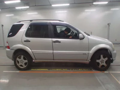Mercedes-Benz ML CLASS