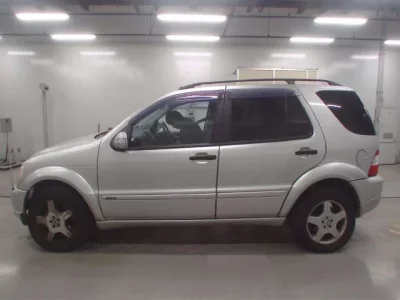 Mercedes-Benz ML CLASS