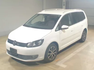 Volkswagen GOLF TOURAN