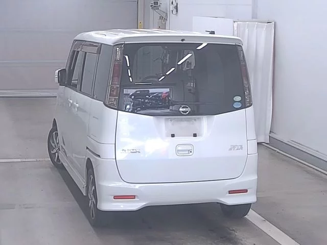 Nissan ROOX