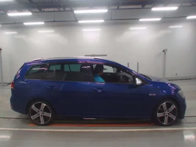 Volkswagen GOLF VARIANT