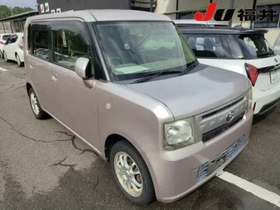 Toyota PIXIS SPACE