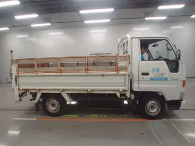 Toyota HIACE TRUCK