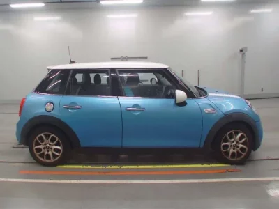 BMW MINI