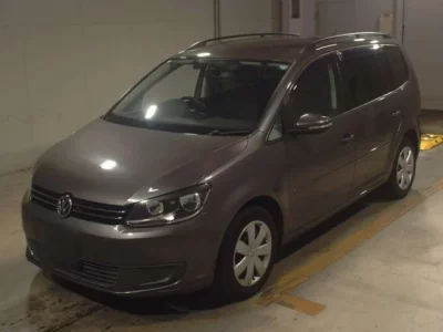 Volkswagen GOLF TOURAN