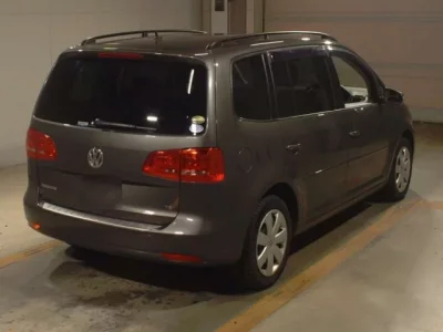Volkswagen GOLF TOURAN