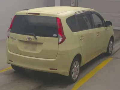 Toyota PASSO SETTE