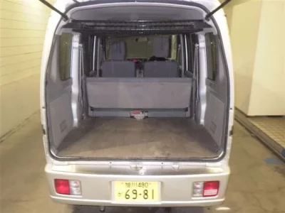 Nissan CLIPPER VAN