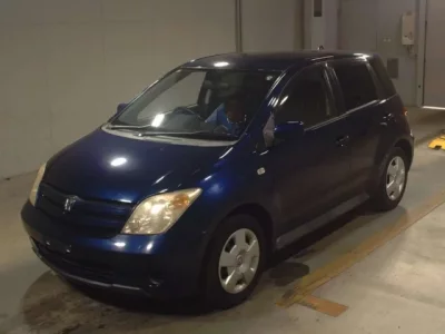 Toyota IST