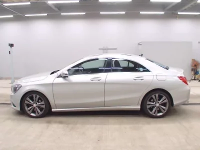 Mercedes-Benz CLA CLASS