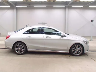 Mercedes-Benz CLA CLASS