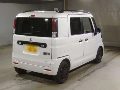 Suzuki SPACIA BASE