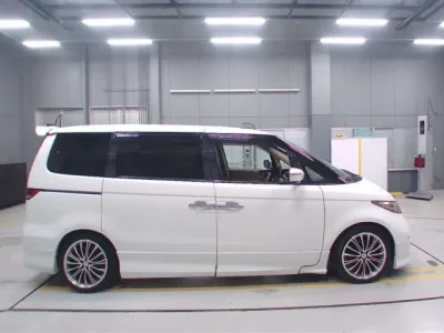 Honda ELYSION