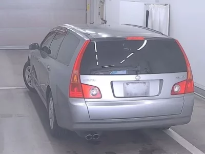 Nissan STAGEA
