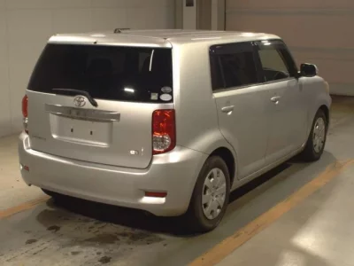 Toyota COROLLA RUMION