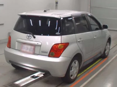 Toyota IST