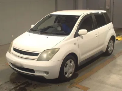 Toyota IST