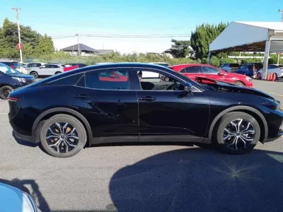 Toyota CROWN CROSSOVER