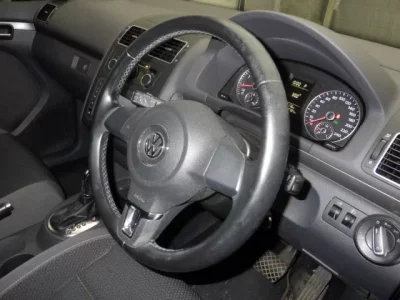 Volkswagen GOLF TOURAN