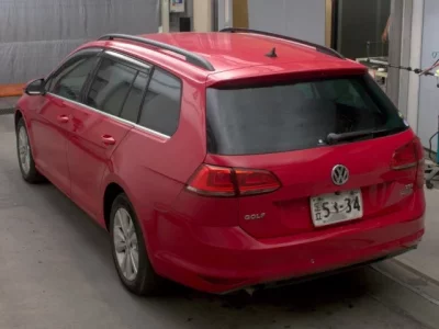 Volkswagen GOLF VARIANT