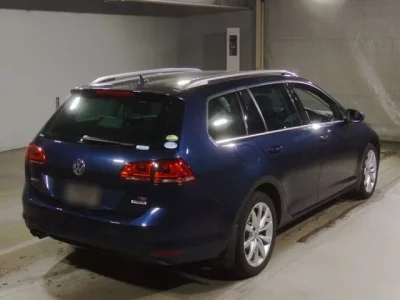 Volkswagen GOLF VARIANT