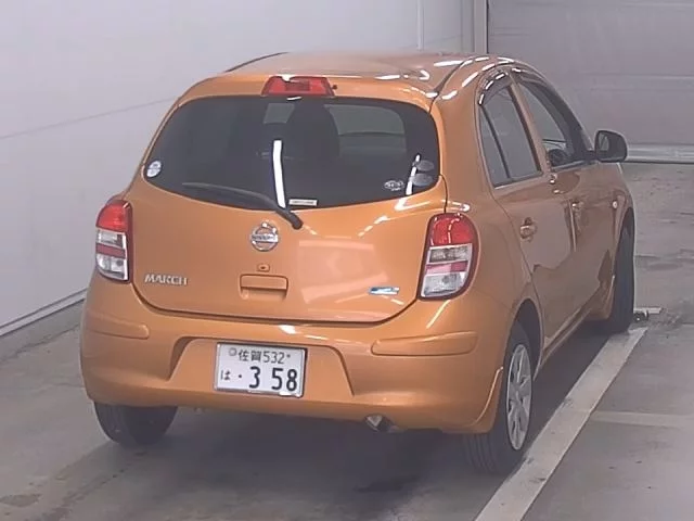 Nissan MARCH