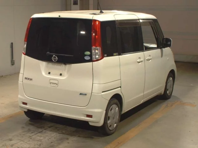 Nissan ROOX