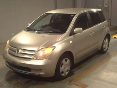 Toyota IST