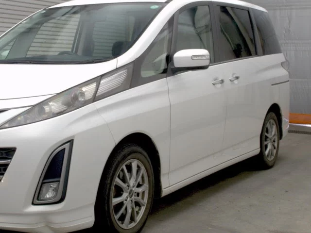 Mazda BIANTE