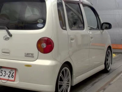 Daihatsu MOVE LATTE