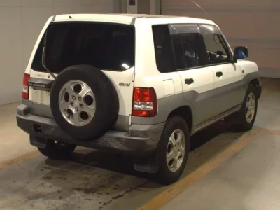 Mitsubishi PAJERO IO
