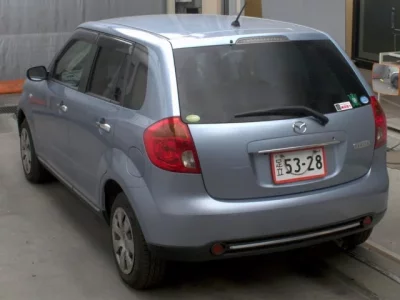 Mazda VERISA