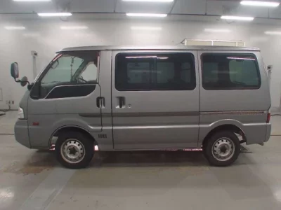 Mazda BONGO VAN
