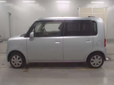 Toyota PIXIS SPACE