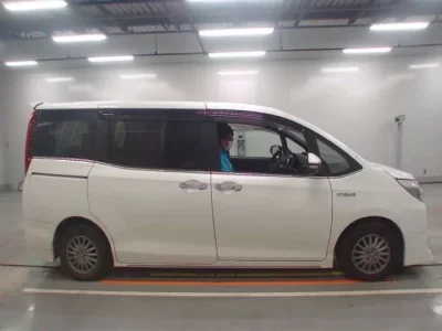 Toyota ESQUIRE