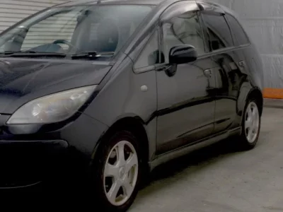 Mitsubishi COLT PLUS