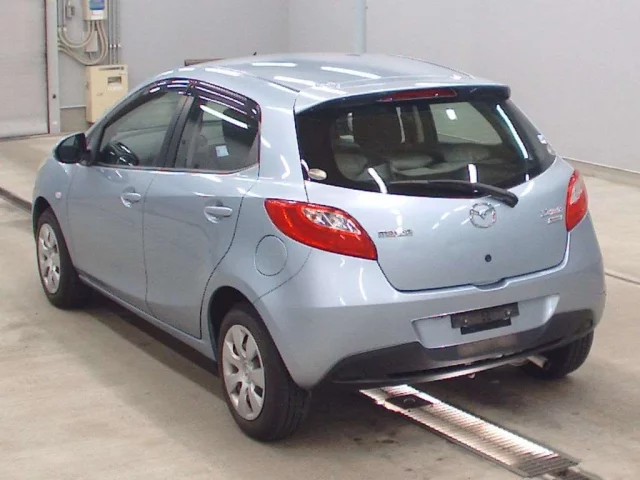 Mazda DEMIO