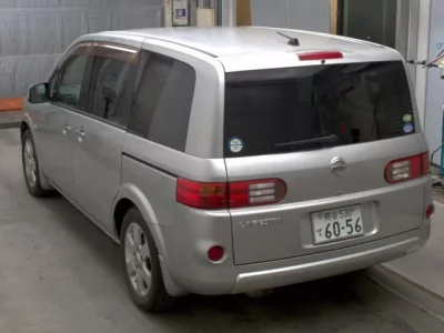 Nissan LAFESTA