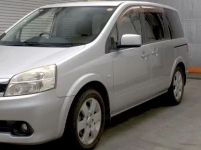 Nissan LAFESTA