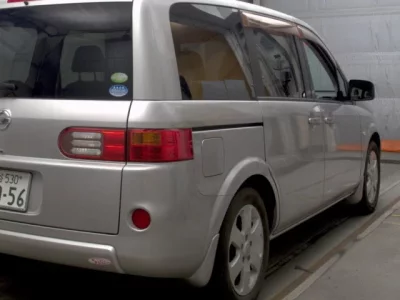 Nissan LAFESTA