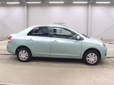 Toyota BELTA