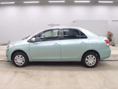 Toyota BELTA