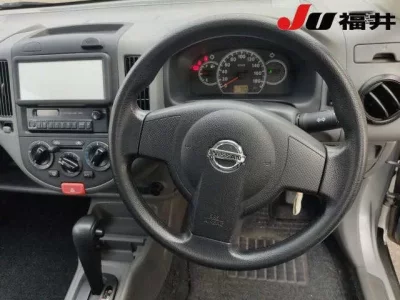Nissan AD