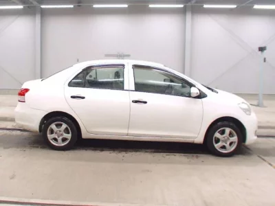 Toyota BELTA