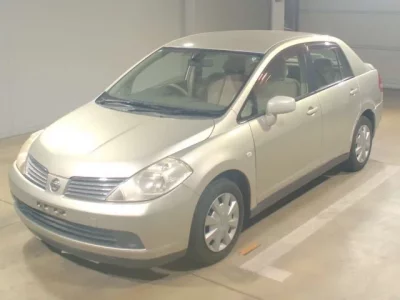 Nissan TIIDA LATIO