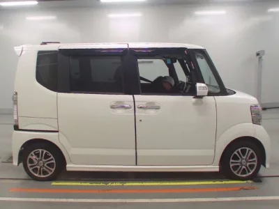 Honda N BOX PLUS