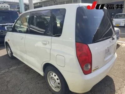 Mitsubishi DINGO